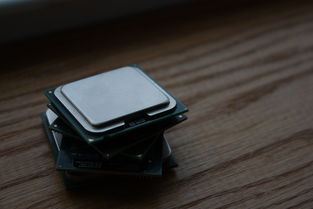AMD CPU配什么品牌内存更合适？详解内存选择与搭配技巧