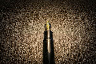 探索小众宝藏—金子手链的奢华魅力