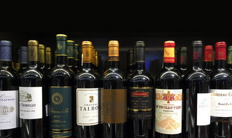 品牌散白酒，品质、文化与市场的共舞